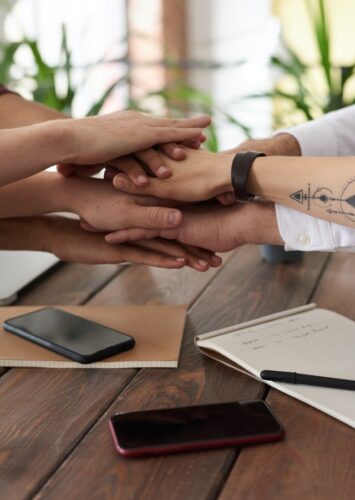 Liderar es estar al servicio de las persona